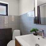 2 Bedroom Cozy In