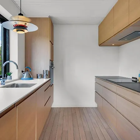 2 Bedroom Cozy In Prázdninový dům